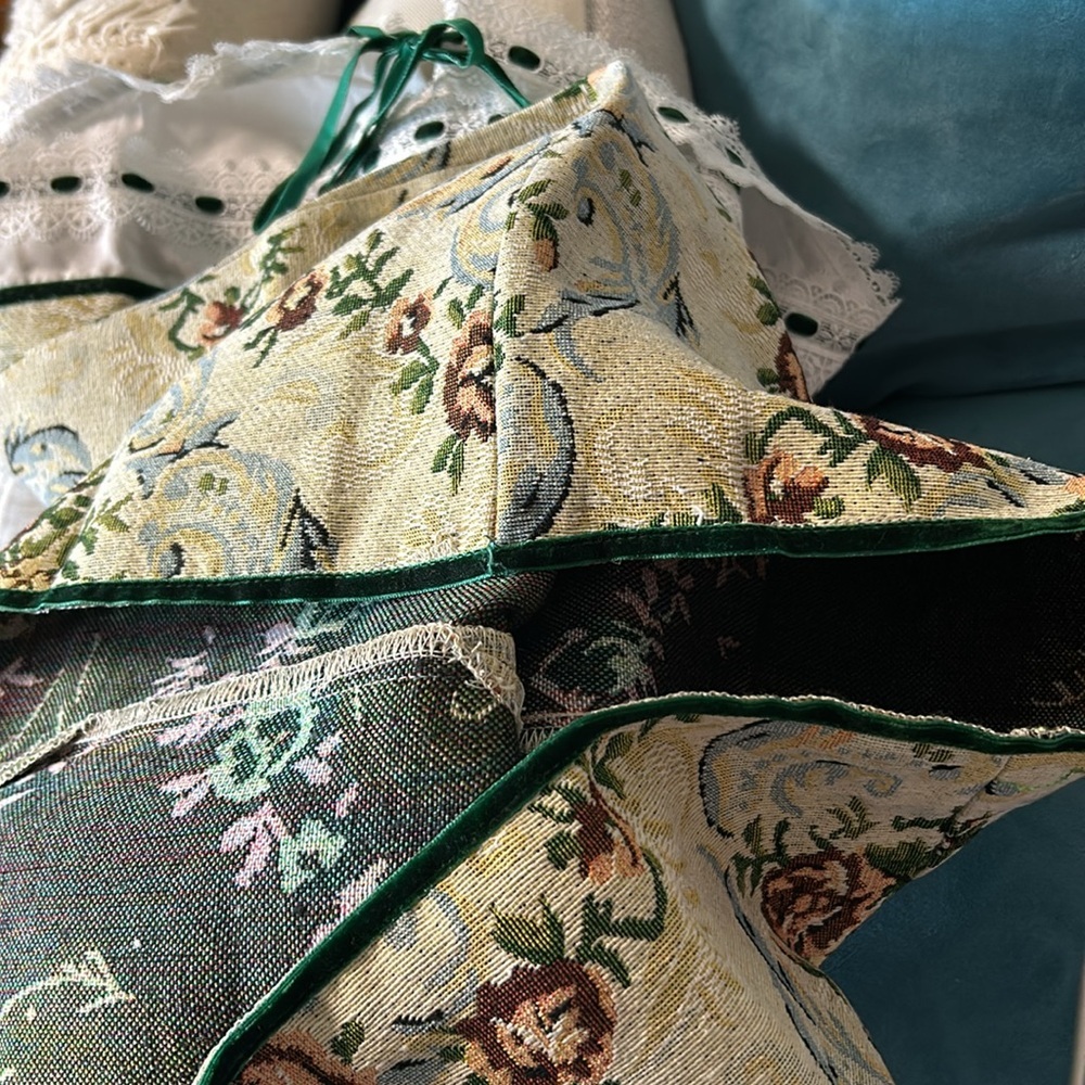 Small Y2K floral low cut satin tube dress - Picture 11 of 14